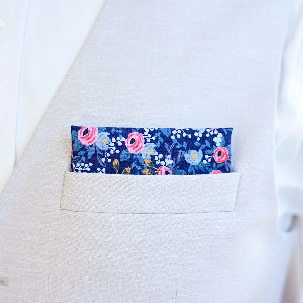 Men's Freestyle Self-Tie Bow Tie / Rosa In Navy