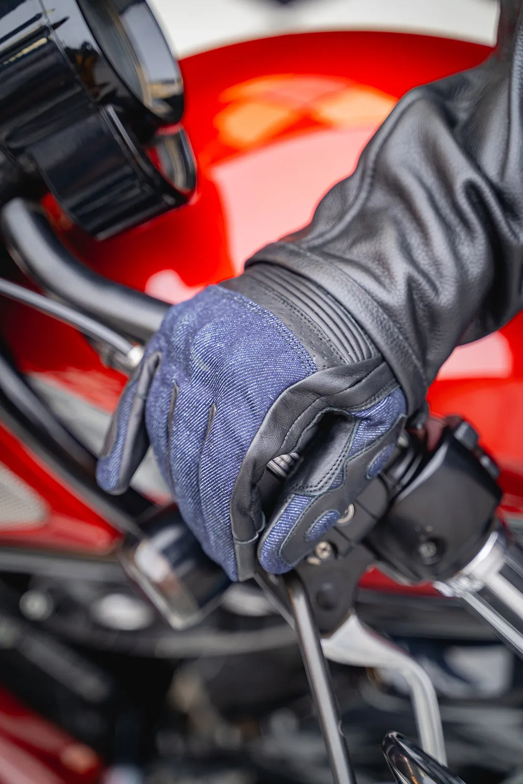 VL480B Denim & Leather Motorcycle Gloves (Black) with Mobile Phone Touchscreen